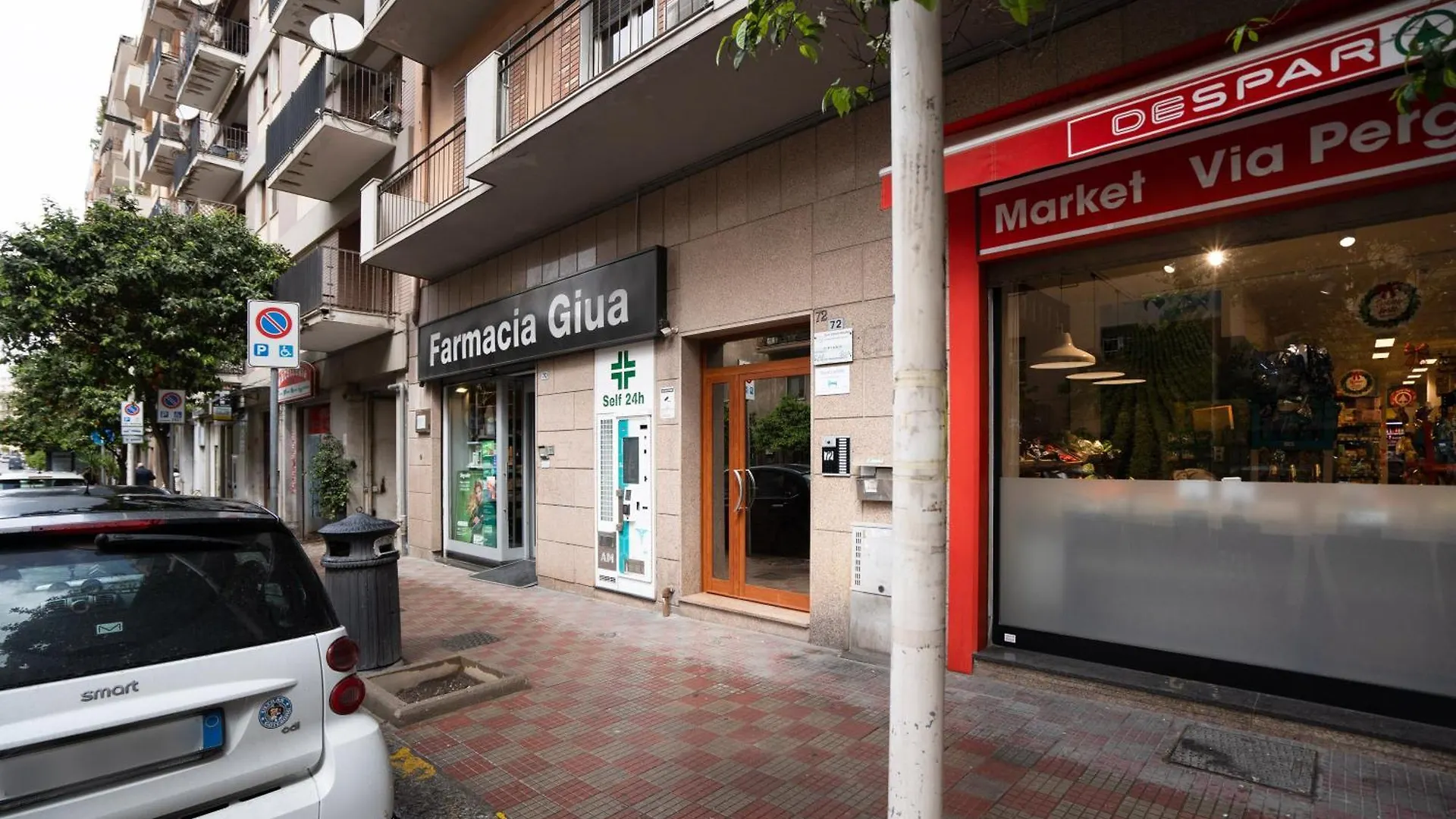 Oikos Apartment Cagliari